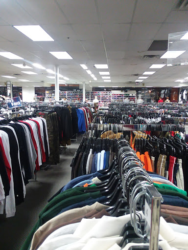 Clothing Store «Gen X Clothing», reviews and photos, 3445 L St, Omaha, NE 68107, USA