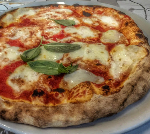 CRAZY BAR - TRATTORIA PIZZERIA PANINOTECA CILIENTO in Torchiara, Provincia di Salerno