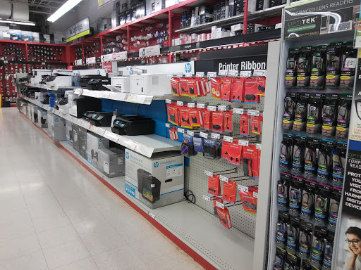 Office Supply Store «Staples», reviews and photos, 23131 Michigan Ave, Dearborn, MI 48124, USA