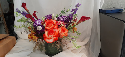 Florist «Urban Florist», reviews and photos, 5310 W 8th St, Los Angeles, CA 90036, USA