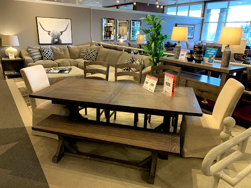 Furniture Store «JR Furniture Tigard», reviews and photos, 14255 SW Pacific Hwy, Tigard, OR 97224, USA