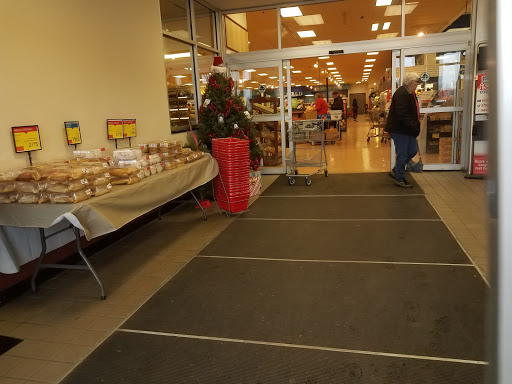 Supermarket «Price Chopper», reviews and photos, 320 W Bridge St, Catskill, NY 12414, USA
