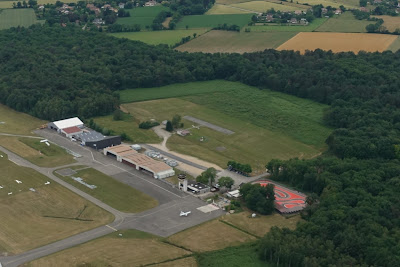 Bourg – Ceyzériat Airport à Jasseron