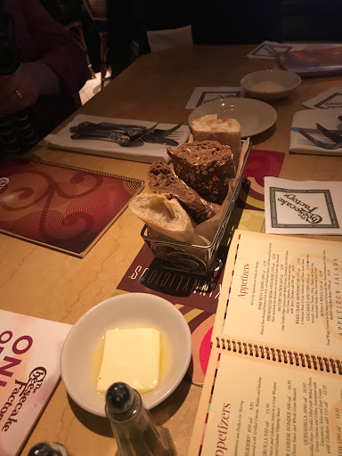 Restaurant «The Cheesecake Factory», reviews and photos, 4200 Conroy Rd, Orlando, FL 32839, USA