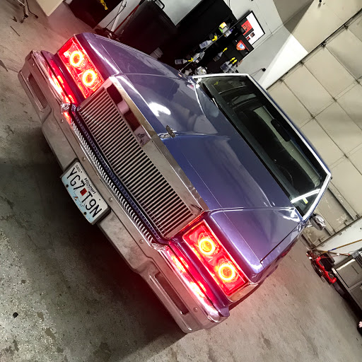 Window Tinting Service «Auto Styles LLC», reviews and photos, 13574 NW Industrial Dr, Bridgeton, MO 63044, USA