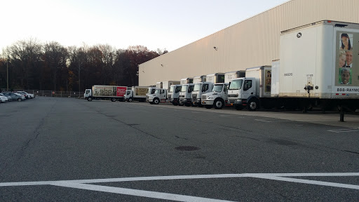 Furniture Store «Raymour & Flanigan Furniture», reviews and photos, 30 Dunnigan Dr, Suffern, NY 10901, USA