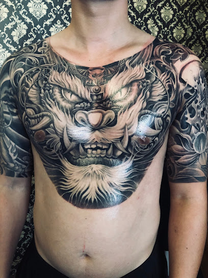 Tattoo Năm Nguyễn