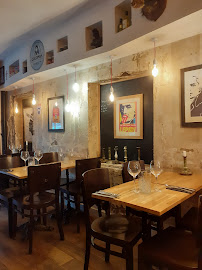 Atmosphère du Restaurant méditerranéen U Mulinu Paris - n°6