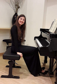 Pianista e Insegnante di Pianoforte M° Carlotta Arizza 
