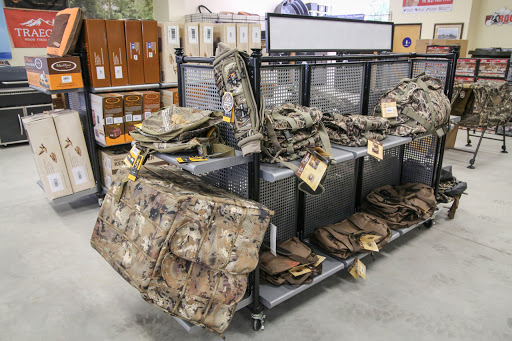 Sporting Goods Store «Pacific Flyway Supplies- Sporting Goods and Ammo», reviews and photos, 1690 N Lincoln St, Dixon, CA 95620, USA