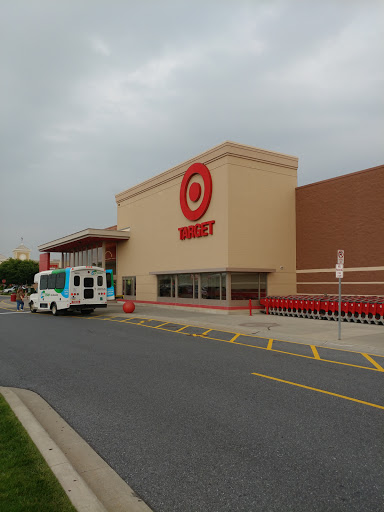 Target, 912 Airport Center Rd, Allentown, PA 18109, USA, 