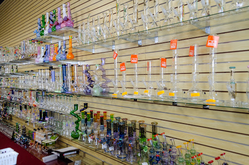 Tobacco Shop «Supernova Smoke Shop #6», reviews and photos, 6025 Callaghan Rd, San Antonio, TX 78228, USA