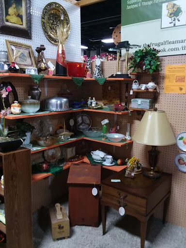Flea Market «Springfield Flea Market & Gifts», reviews and photos, 1325 E Trafficway St, Springfield, MO 65802, USA