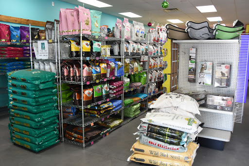Pet Supply Store «Animal House Pet Supplies», reviews and photos, 733 Phillips Blvd, Sauk City, WI 53583, USA