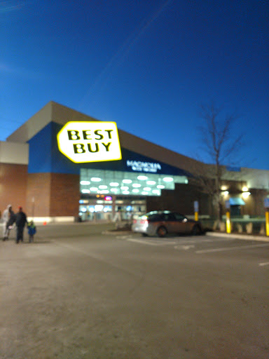 Electronics Store «Best Buy», reviews and photos, 12905 Elm Creek Blvd N, Maple Grove, MN 55369, USA