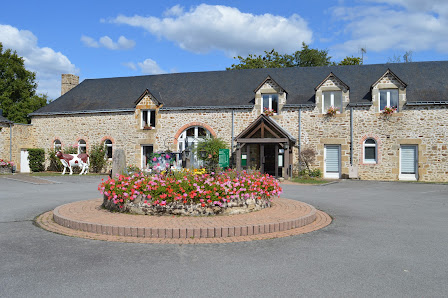 Logis Hôtel Restaurant Au Relais du Gué de Selle Évron, Rte de Mayenne, 53600 Mézangers