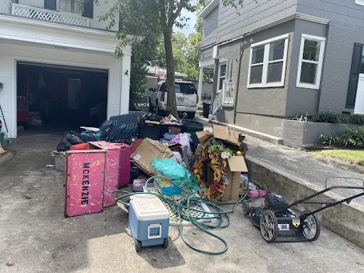 Garbage Collection Service «1-800-GOT-JUNK? San Antonio», reviews and photos