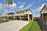Real Estate & Vacation Rental Photography - Photo 6 - Car repair in Corpus Christi, TX, Corpus Christi