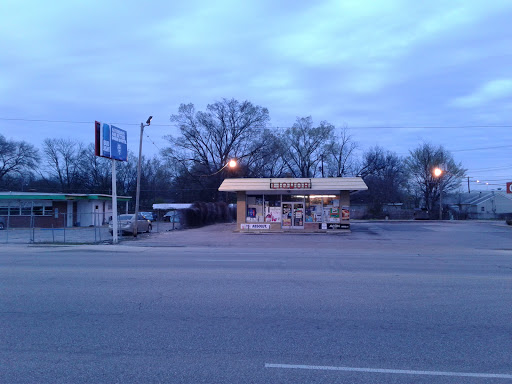 Liquor Store «A1 Liquor Store», reviews and photos, 2718 E Broadway Ave, West Memphis, AR 72301, USA
