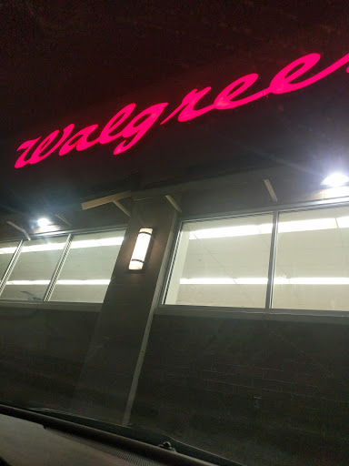 Walgreens, 166 Walnut St, Saugus, MA 01906, USA, 