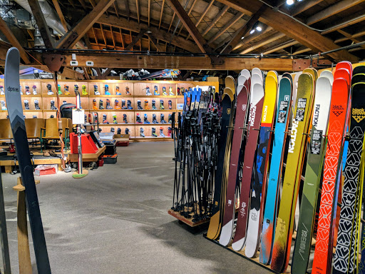 Ski Shop «evo Seattle Store», reviews and photos, 3500 Stone Way N, Seattle, WA 98103, USA