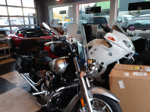 Used Car Dealer «Carson Cars», reviews and photos, 13806 WA-99, Lynnwood, WA 98087, USA