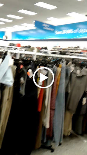 Clothing Store «Ross Dress for Less», reviews and photos, 7065 Cermak Rd, Berwyn, IL 60402, USA