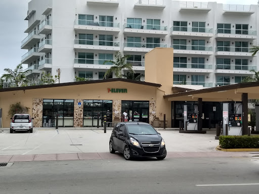 Convenience Store «7-Eleven», reviews and photos, 6348 Collins Ave, Miami Beach, FL 33141, USA