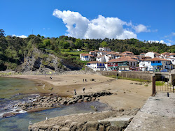 Tazones beach'in fotoğrafı imkanlar alanı