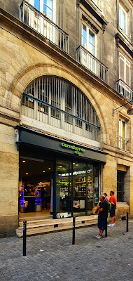 Carrefour City à Bordeaux
