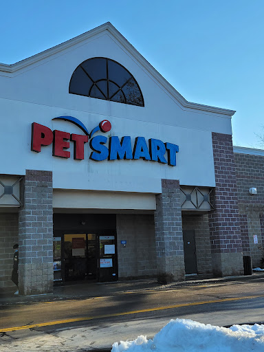 Pet Supply Store «PetSmart», reviews and photos, 290 S Broadway, Salem, NH 03079, USA