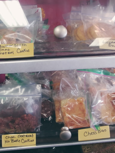 American Restaurant «Two Dads Cafe n Catering», reviews and photos, 301 E Sullivan St, Kingsport, TN 37660, USA