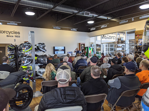 BMW Motorcycle Dealer «BMW Motorcycles of Cleveland», reviews and photos, 7315 N Aurora Rd, Aurora, OH 44202, USA