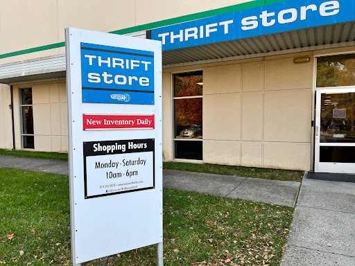 Thrift Store «Missions Thrift Store», reviews and photos, 2721 E Millbrook Rd, Raleigh, NC 27604, USA