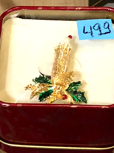 Thrift Store «Island Thrift», reviews and photos, 1800 NY-112, Medford, NY 11763, USA