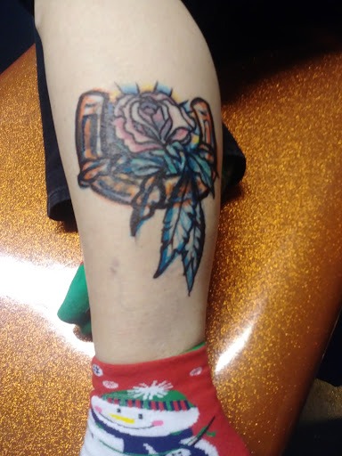 Tattoo Shop «The Ink Link Tattoo Co.», reviews and photos, 512 S 13th St, Omaha, NE 68102, USA