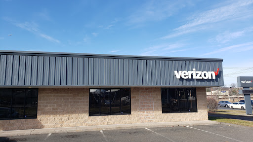 Verizon Authorized Retailer, TCC, 127 Berlin Rd, Cromwell, CT 06416, USA, 