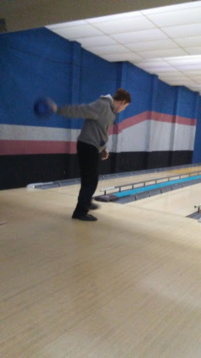 Bowling Alley «Wayne Bowling & Recreation», reviews and photos, 36900 Michigan Ave, Wayne, MI 48184, USA