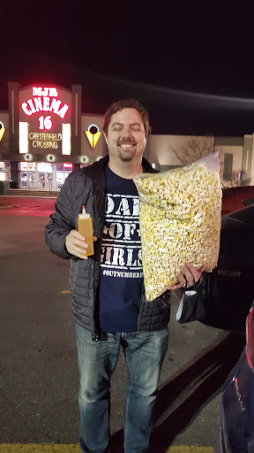 Movie Theater «MJR Chesterfield Crossing Digital Cinema 16», reviews and photos, 50675 Gratiot Ave, Chesterfield, MI 48051, USA