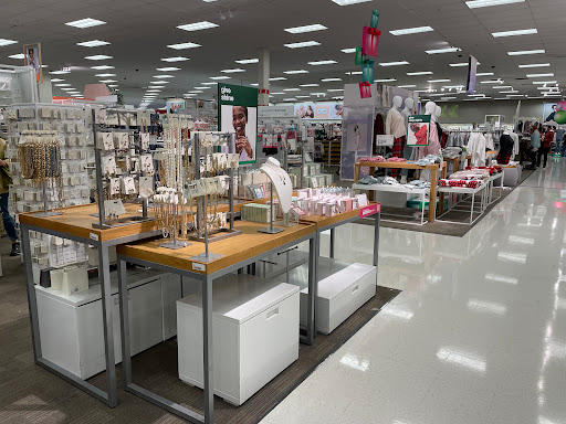 Department Store «Target», reviews and photos, 2905 District Ave S, Fairfax, VA 22031, USA