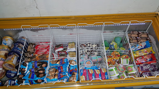 Grocery Store «Three Amigos Grocery», reviews and photos, 303 NW 36th St, San Antonio, TX 78237, USA