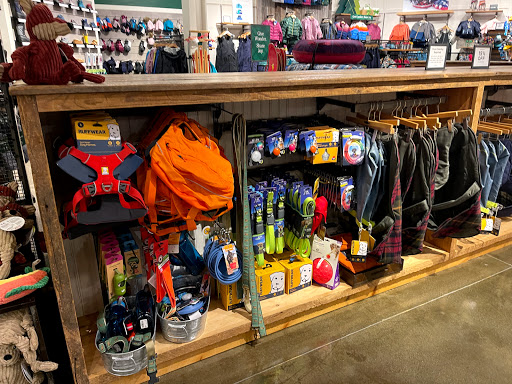 Clothing Store «L.L. Bean», reviews and photos, 75 Evergreen Way, South Windsor, CT 06074, USA