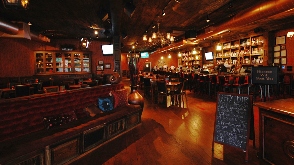 El Divino Dining & Cocktails 78504