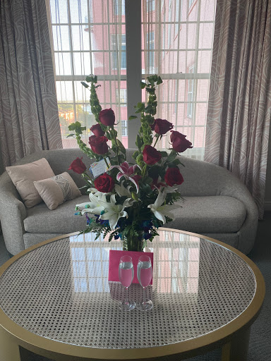 Florist «Flowers By Voytek», reviews and photos, 9524 Blind Pass Rd, St Pete Beach, FL 33706, USA