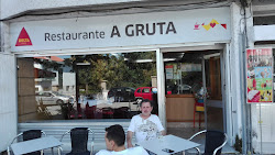 Restaurante A Gruta Paredes