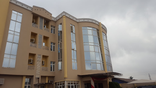 Uyi Grand Hotel and Suites, G.R.A, 35 Aideyan St, Oka, Benin City, Nigeria, Car Dealer, state Ondo