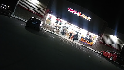 Dollar Store «FAMILY DOLLAR», reviews and photos, 165 Main St, Willimantic, CT 06226, USA