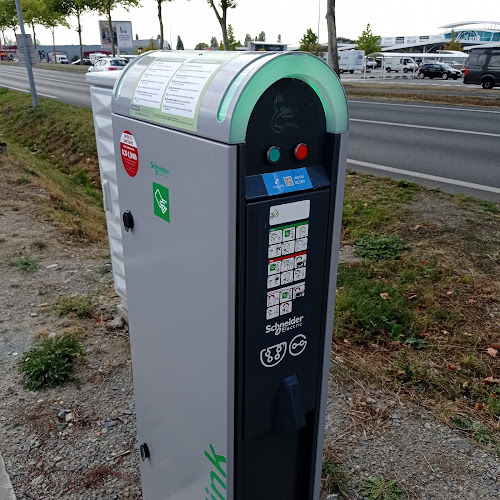Borne de recharge de véhicules électriques Lidl Charging Station Les Herbiers