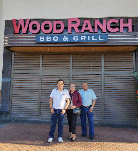 Barbecue Restaurant «Wood Ranch BBQ & Grill», reviews and photos, 501 Spectrum Center Dr, Irvine, CA 92618, USA