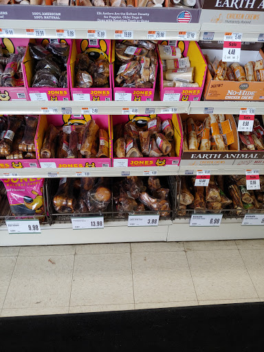 Pet Supply Store «Pet Supplies Plus», reviews and photos, 18610 W Bluemound Rd, Brookfield, WI 53045, USA